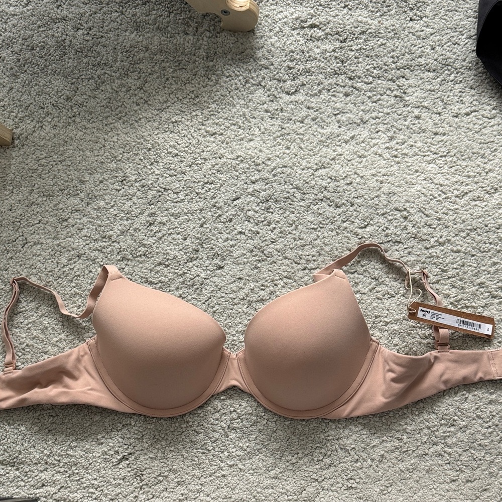 SKIMS t shirt bra - nude/mica - 34C